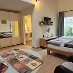 Gaestehaus Haehnchenbach Pensión 5*