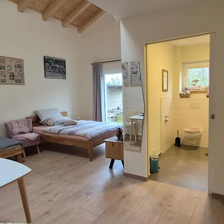 Gasthuis Gaestehaus Haehnchenbach Kelberg