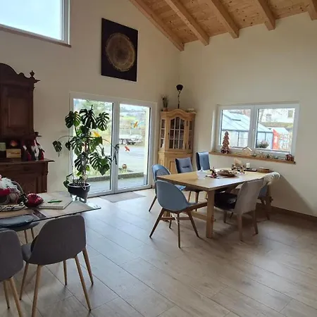 Pensión Gaestehaus Haehnchenbach Kelberg