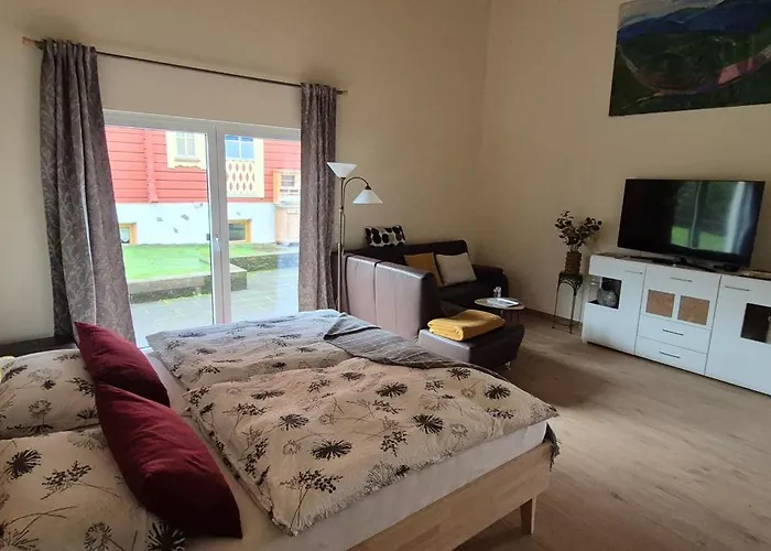 Gaestehaus Haehnchenbach 5*