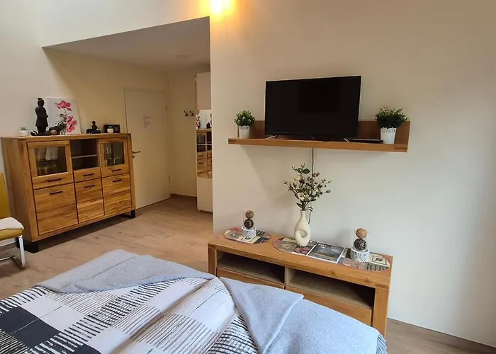 Gaestehaus Haehnchenbach 5*